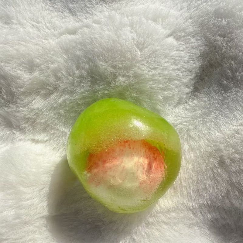 Apple Smoothie( The decorative apple is hard)